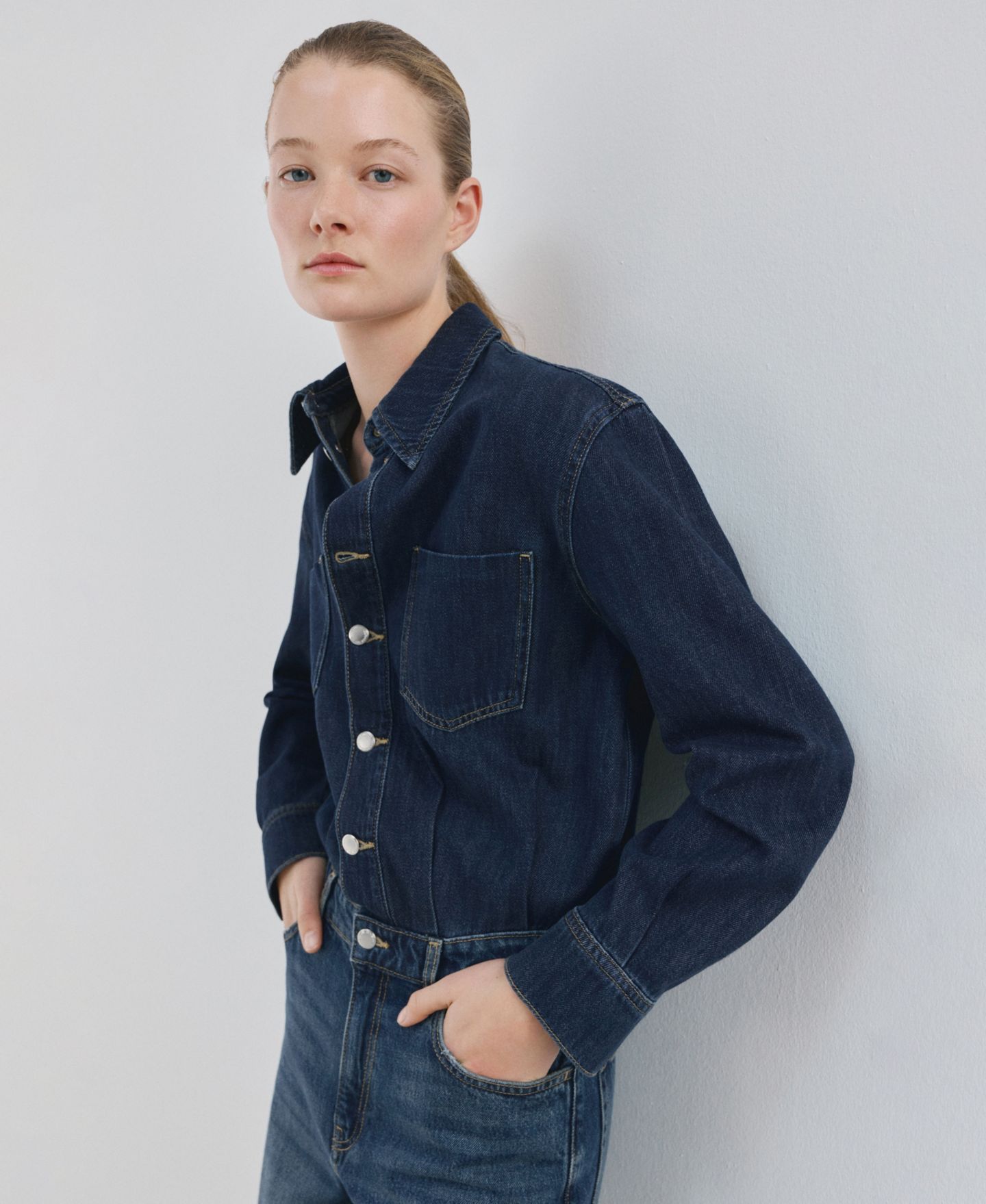 Женский комбинезон MANGO Buttons Denim Jumpsuit, цвет: Тёмный синий — фото 1