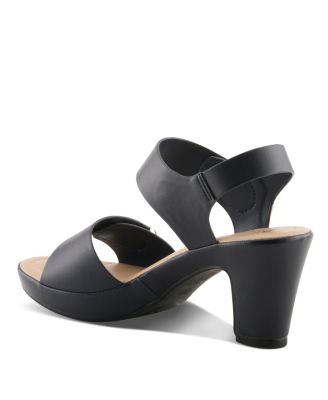 Women's Sandal with Adjustable Hook-and-loop Fit for Lasting Comfort