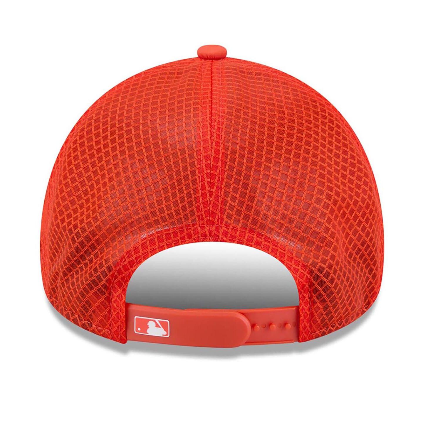 Мужская кепка New Era Orange Baltimore Orioles 2026 Batting Practice Apex 9FORTY Adjustable Trucker Hat — фото 2