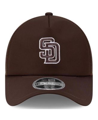 Men's Brown San Diego Padres 2026 Batting Practice Apex 9FORTY Adjustable Trucker Hat
