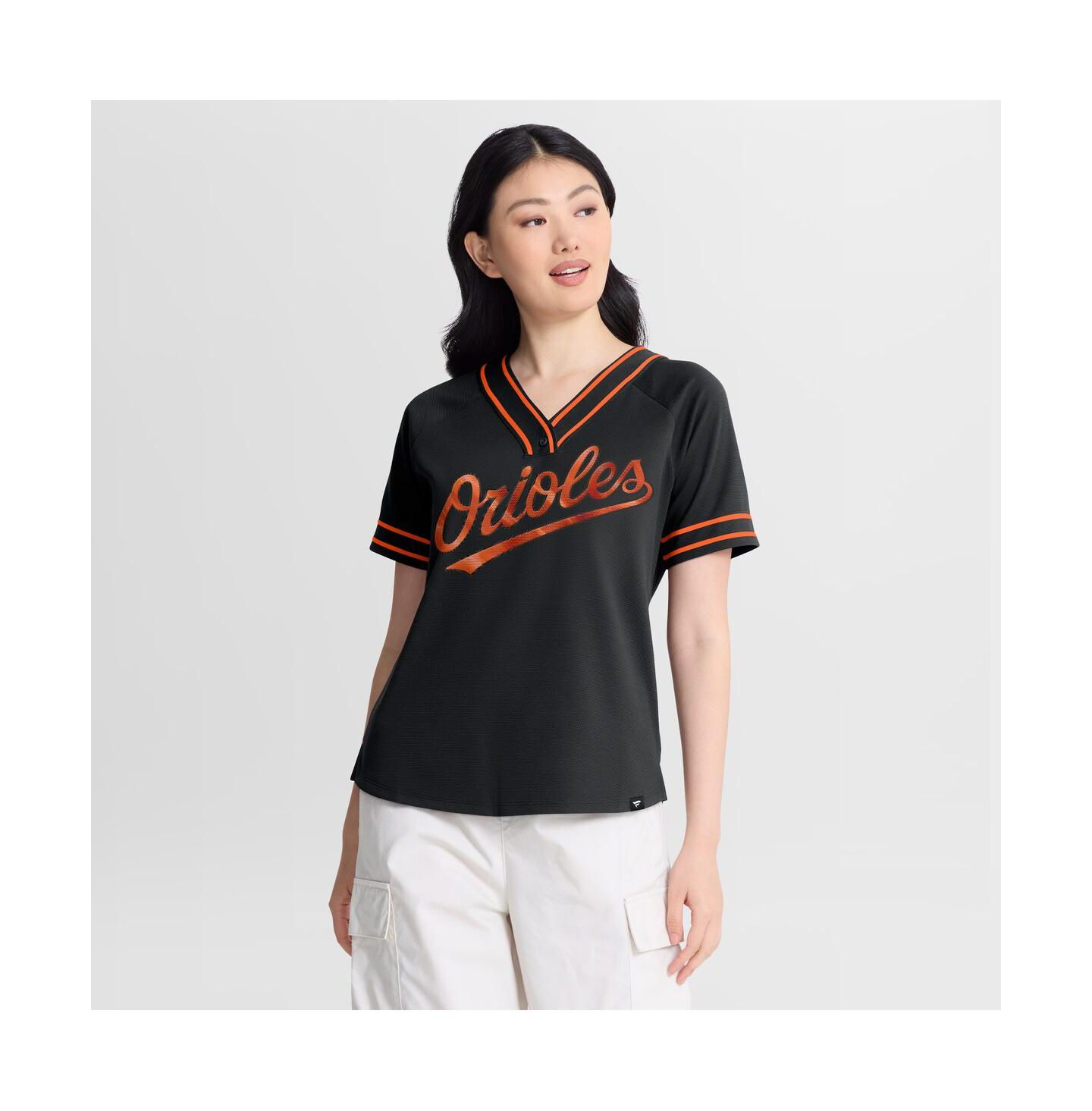 Женская футболка Fanatics Black Baltimore Orioles Diva Race Ahead Raglan V-Neck — фото 1