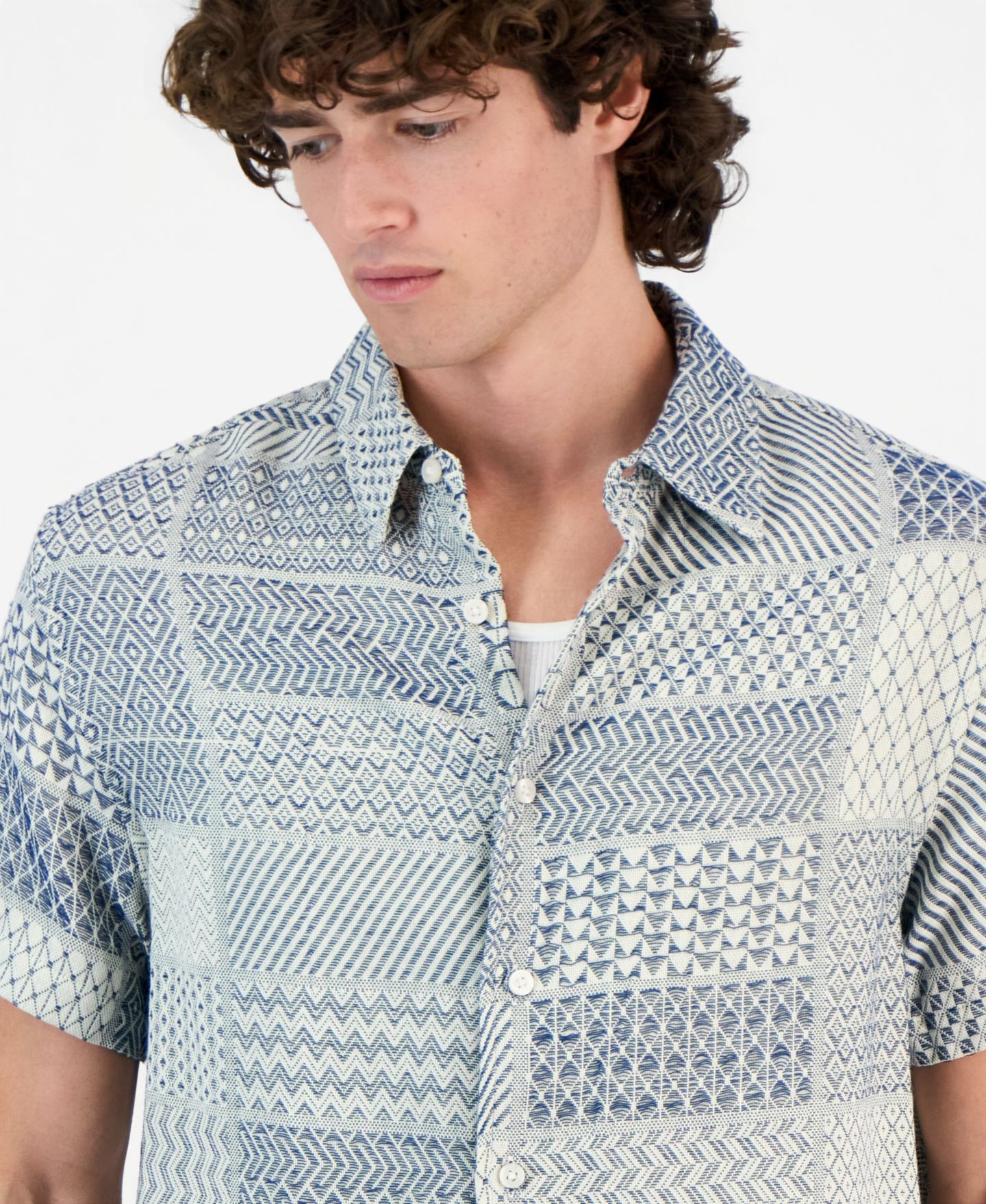 Мужская рубашка GUESS Malik Cotton Patchwork Jacquard, цвет: Морской разноцветный — фото 4