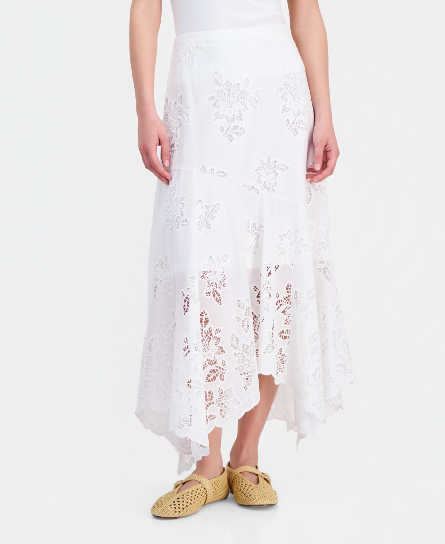 Женская юбка And Now This Petite Asymmetric Floral Cutwork Pull-On, цвет: Белый — фото 3