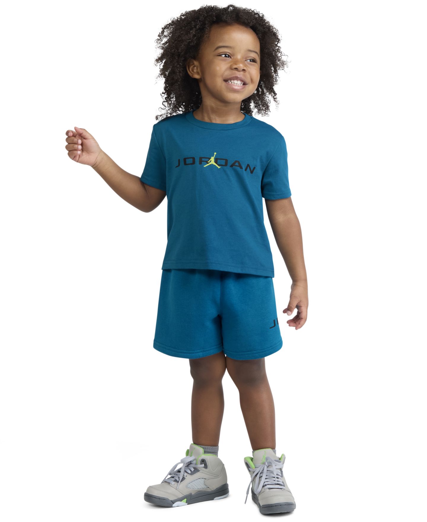 Комплект Jordan T-Shirt and Shorts, 2-Piece Set для мальчиков-малышей, цвет: Зелёный — фото 1