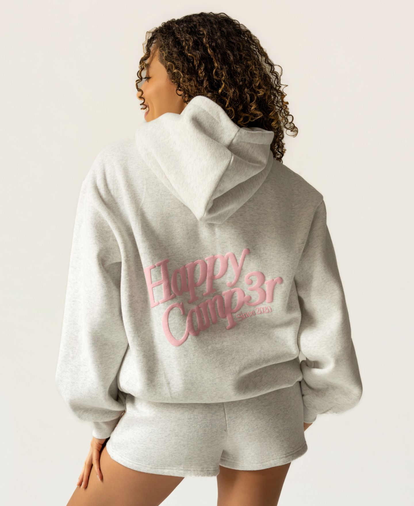 Женское худи The Happy Camp3r Juniors' Graduate Bear Hooded, цвет: Меланжевый серый — фото 2