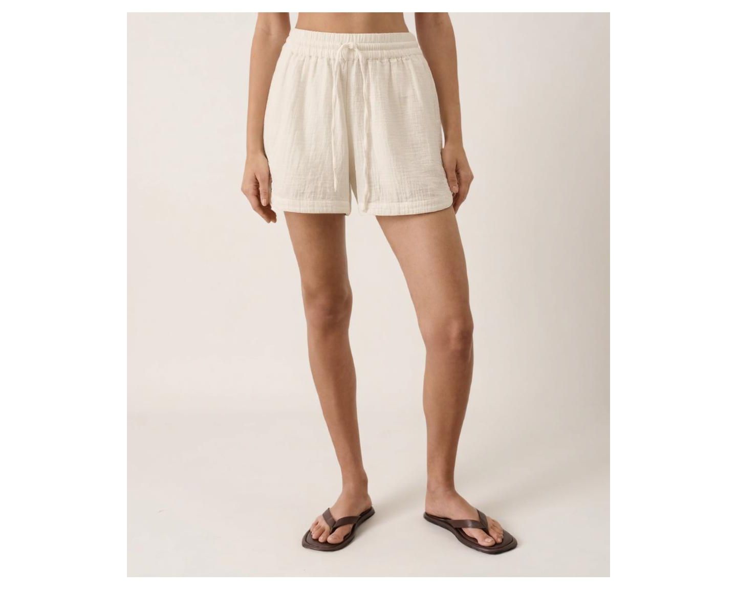Женские шорты Pact Organic Cotton Coastal Double Gauze Curved Hem Short, цвет: Кремовый — фото 1