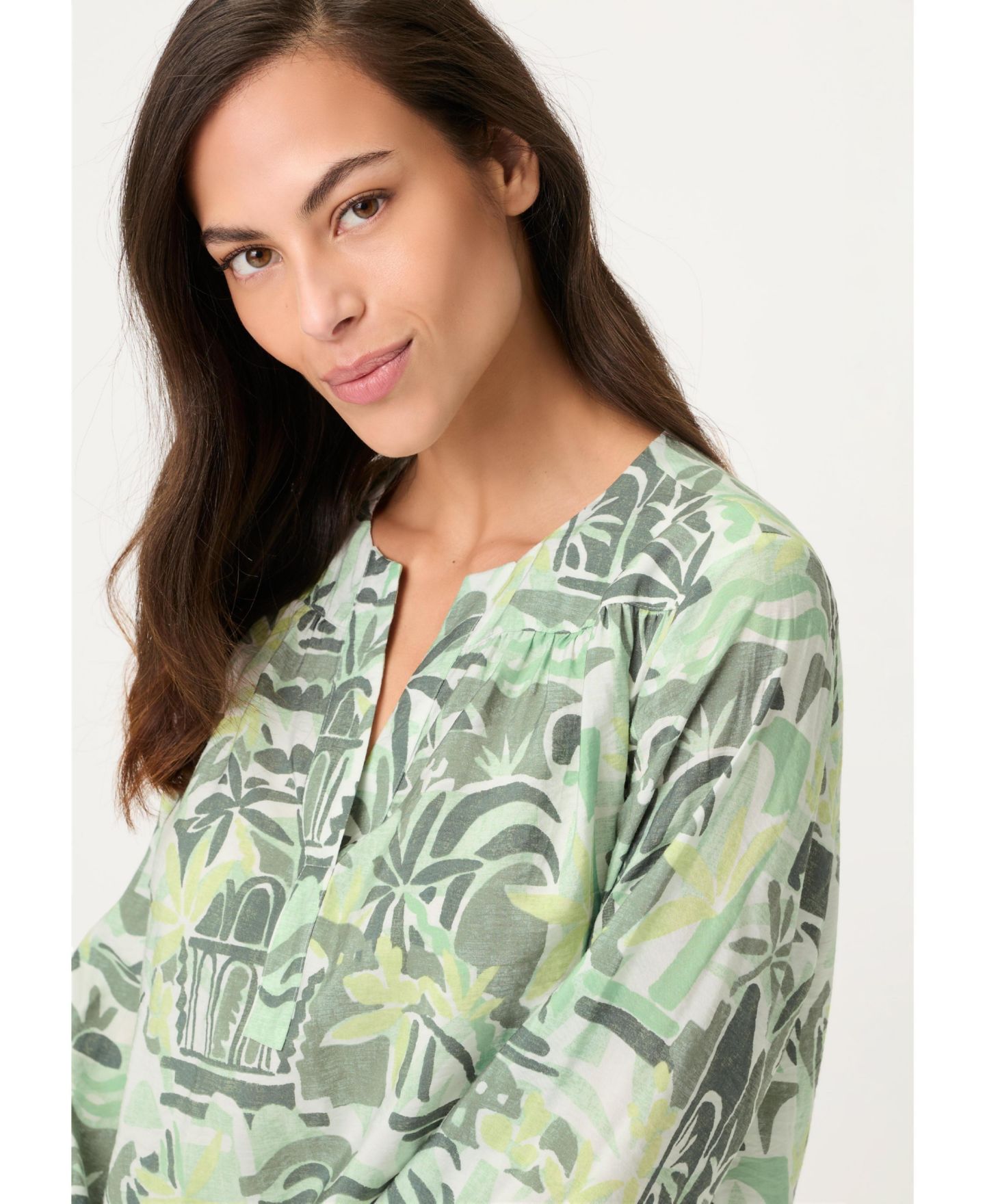 Женская блузка Olsen Safari Print Tunic Blouse — фото 4