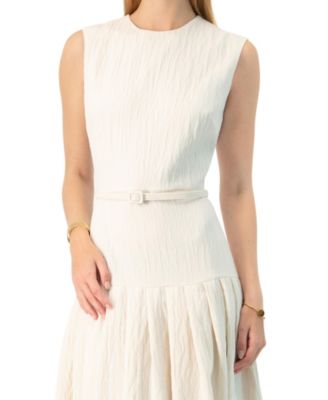 Women's Sleeveless Long Dress with Wide Skirt Pleats