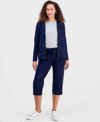 Petite Solid-Knit Mid-Rise Capri Pants