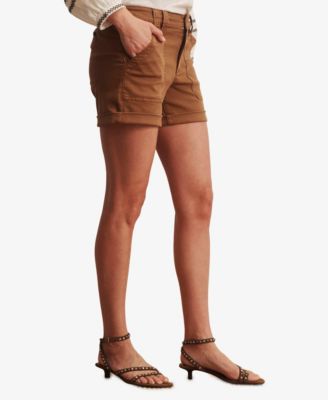 Women's Wander On Cuffed Hem Shorts