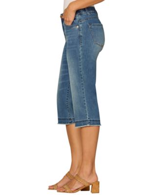 Women's Mid Rise short
