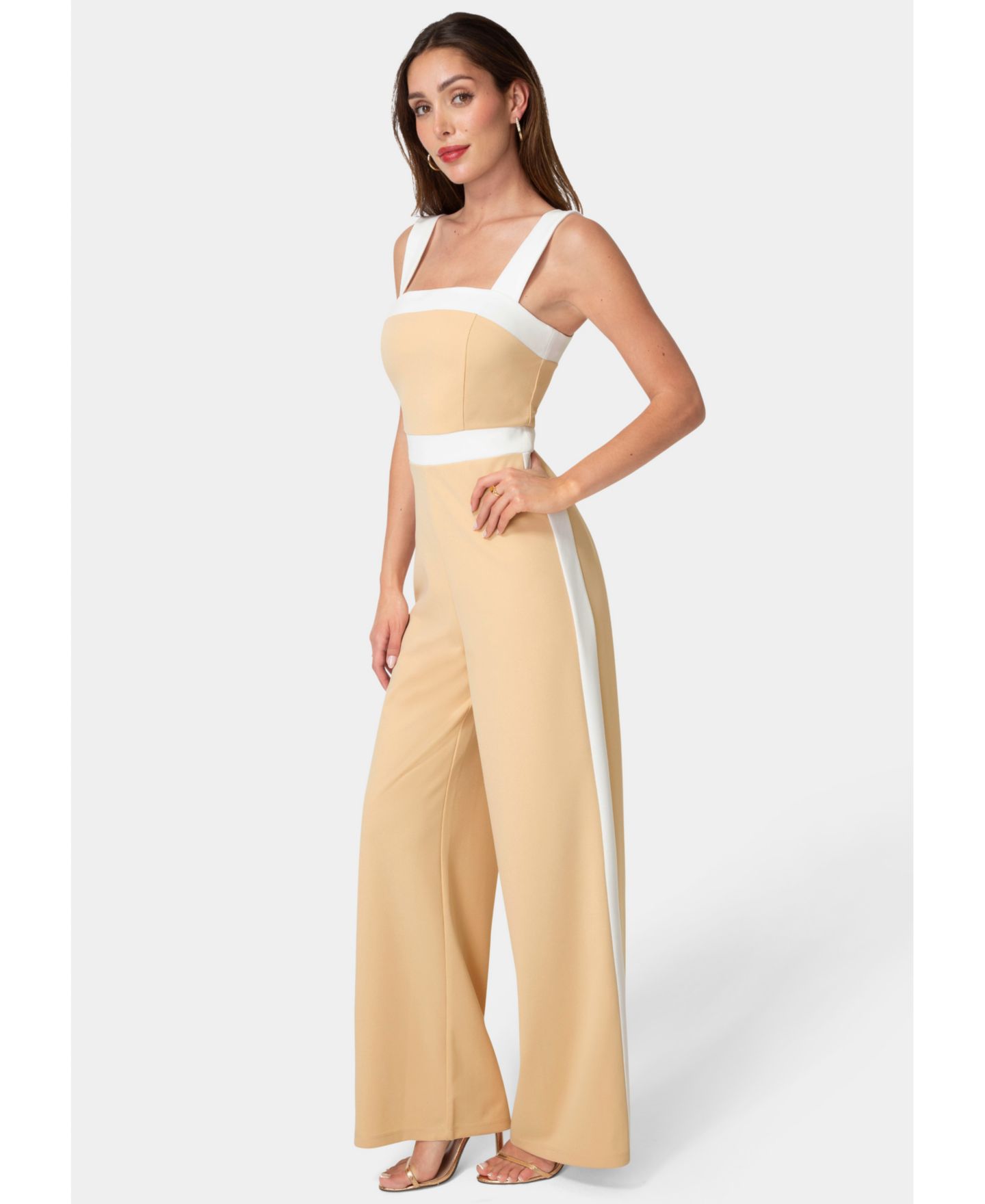 Женский комбинезон Bebe Colorblock Square Neck Jumpsuit, цвет: Телесный белый — фото 2