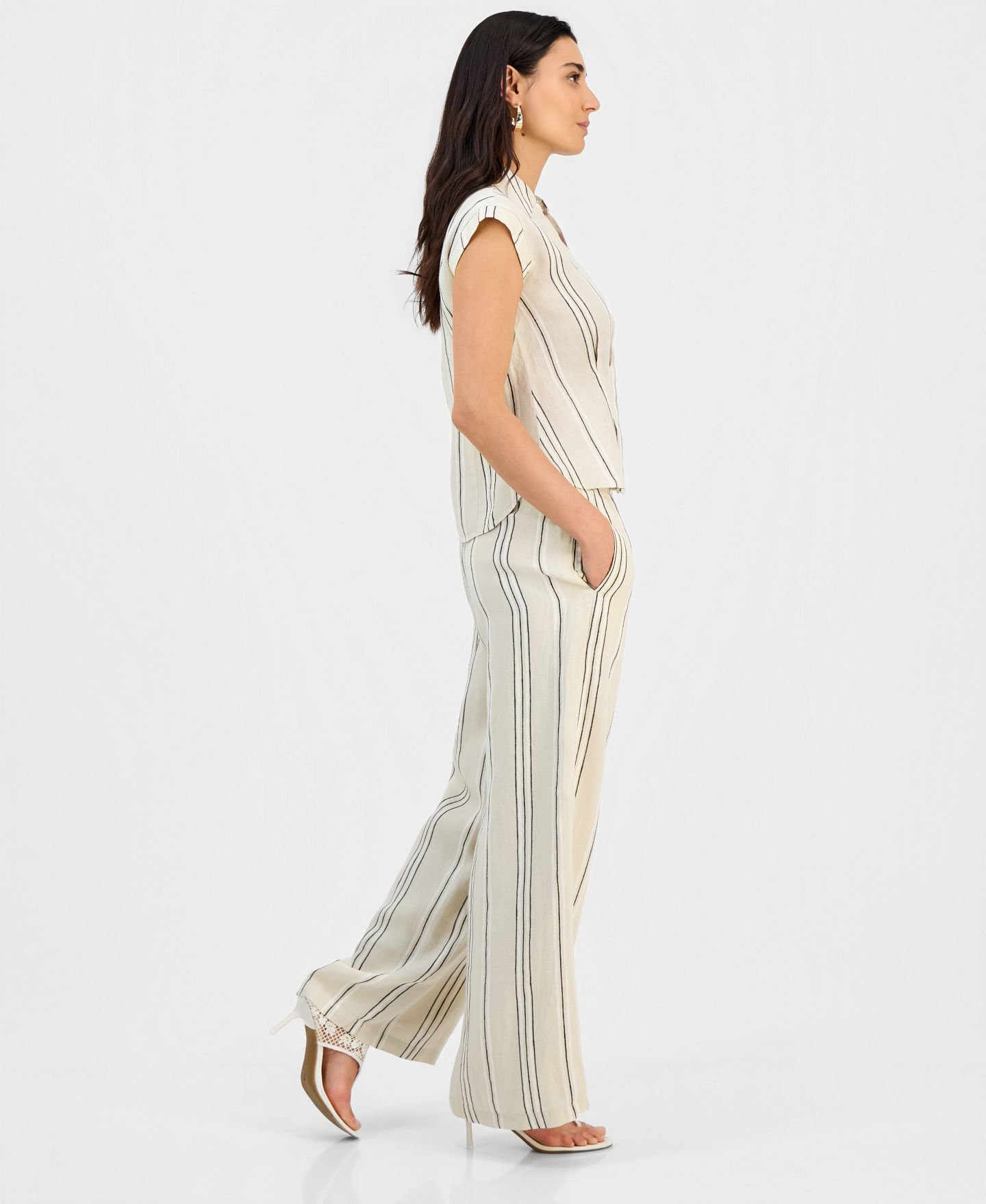 Женские комплекты I.N.C. International Concepts Petite Short-Sleeve Collared Button-Up Blouse & Wide-Leg Pull-On Pants, цвет: Полосатый — фото 3