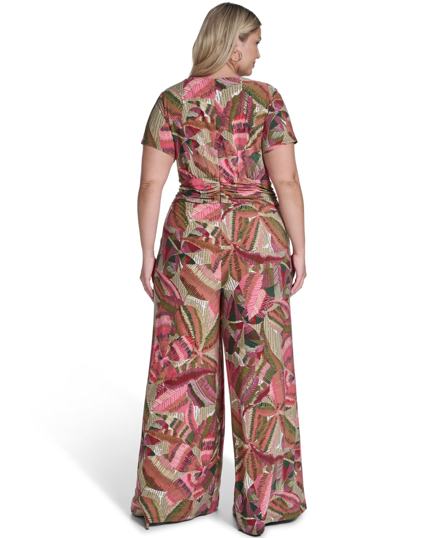 Женский комбинезон Vince Camuto Plus Size Short-Sleeve Front Wide-Leg Jumpsuit, цвет: Графитовый металлик — фото 5