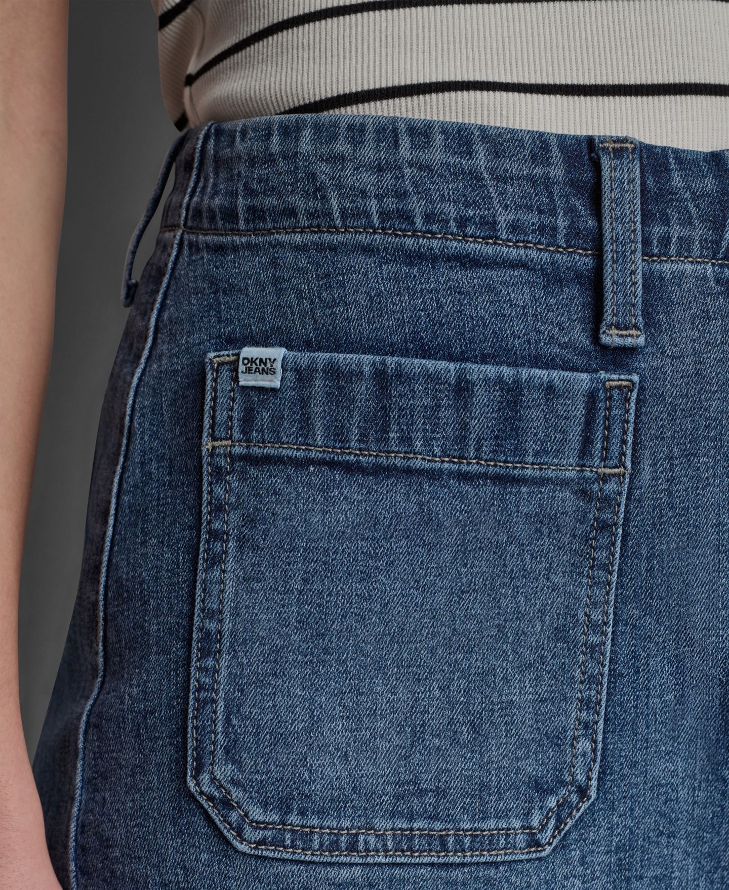 Женская юбка DKNY Jeans High-Rise Mini — фото 7