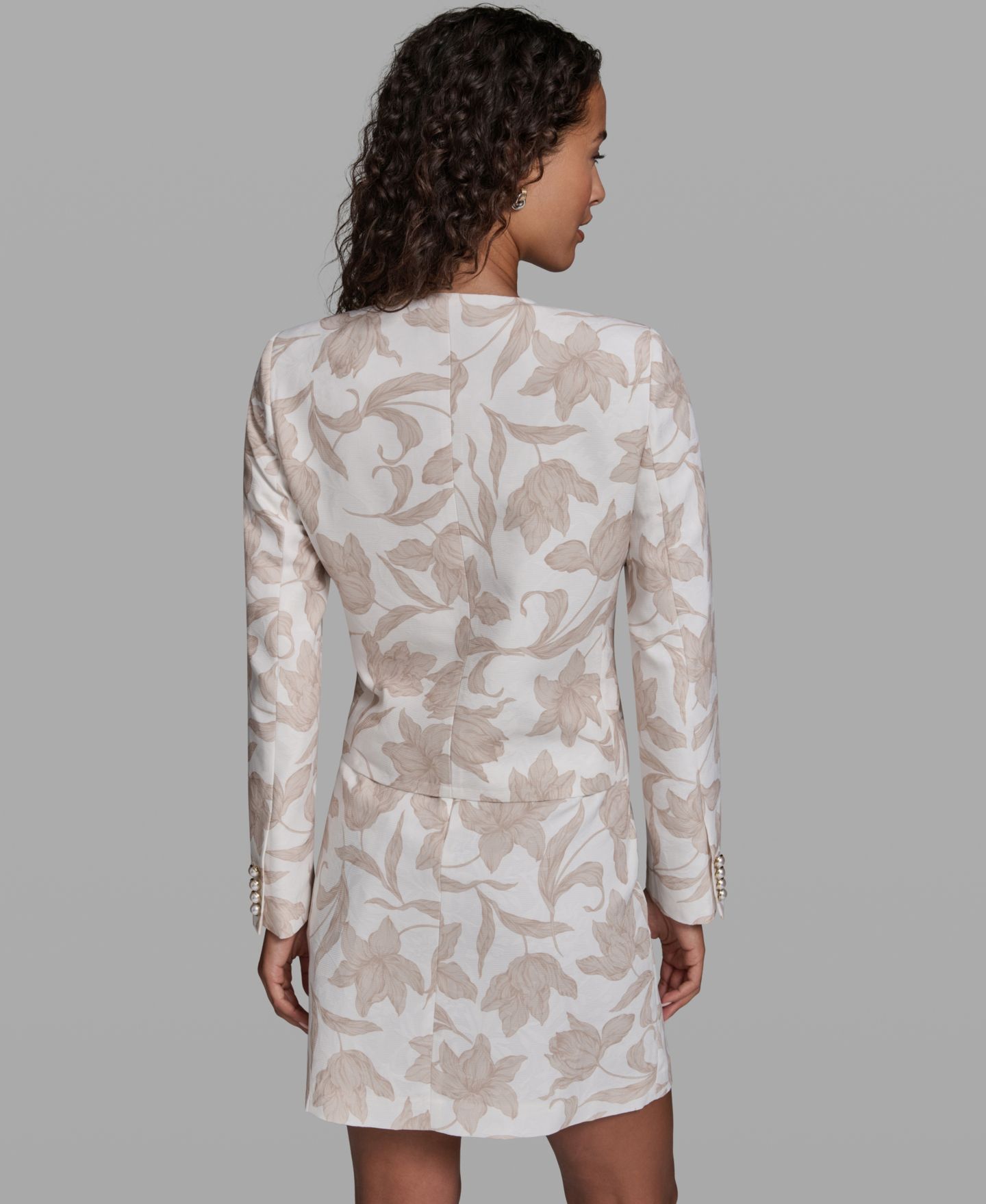 Женская куртка KARL LAGERFELD PARIS Floral Printed Cropped Woven, цвет: Мягкий белый — фото 4
