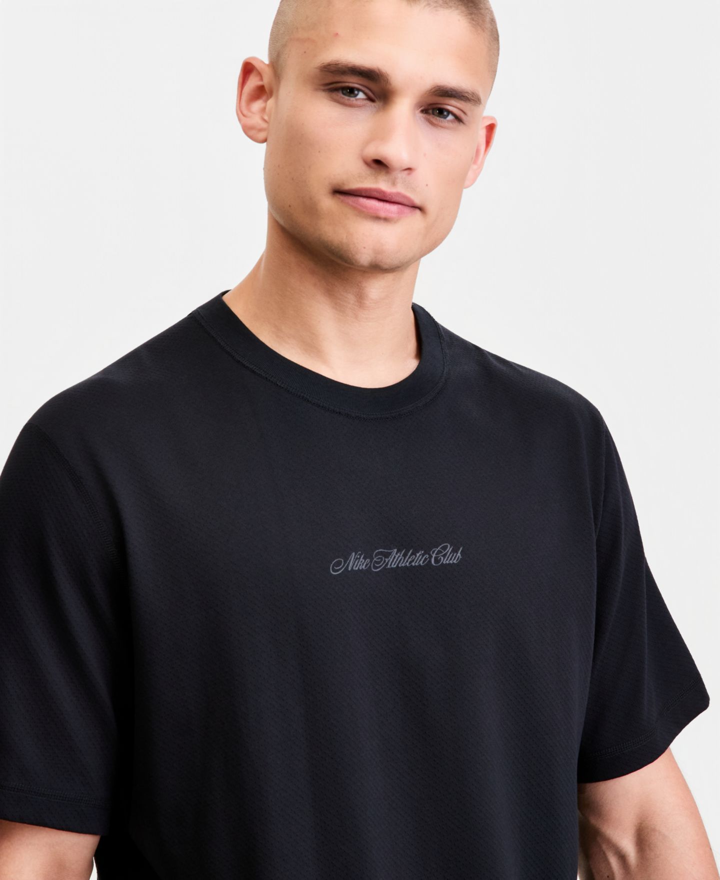 Мужская футболка Nike N.A.C. Training Crewneck, цвет: Чёрный / Дымчатый серый — фото 5