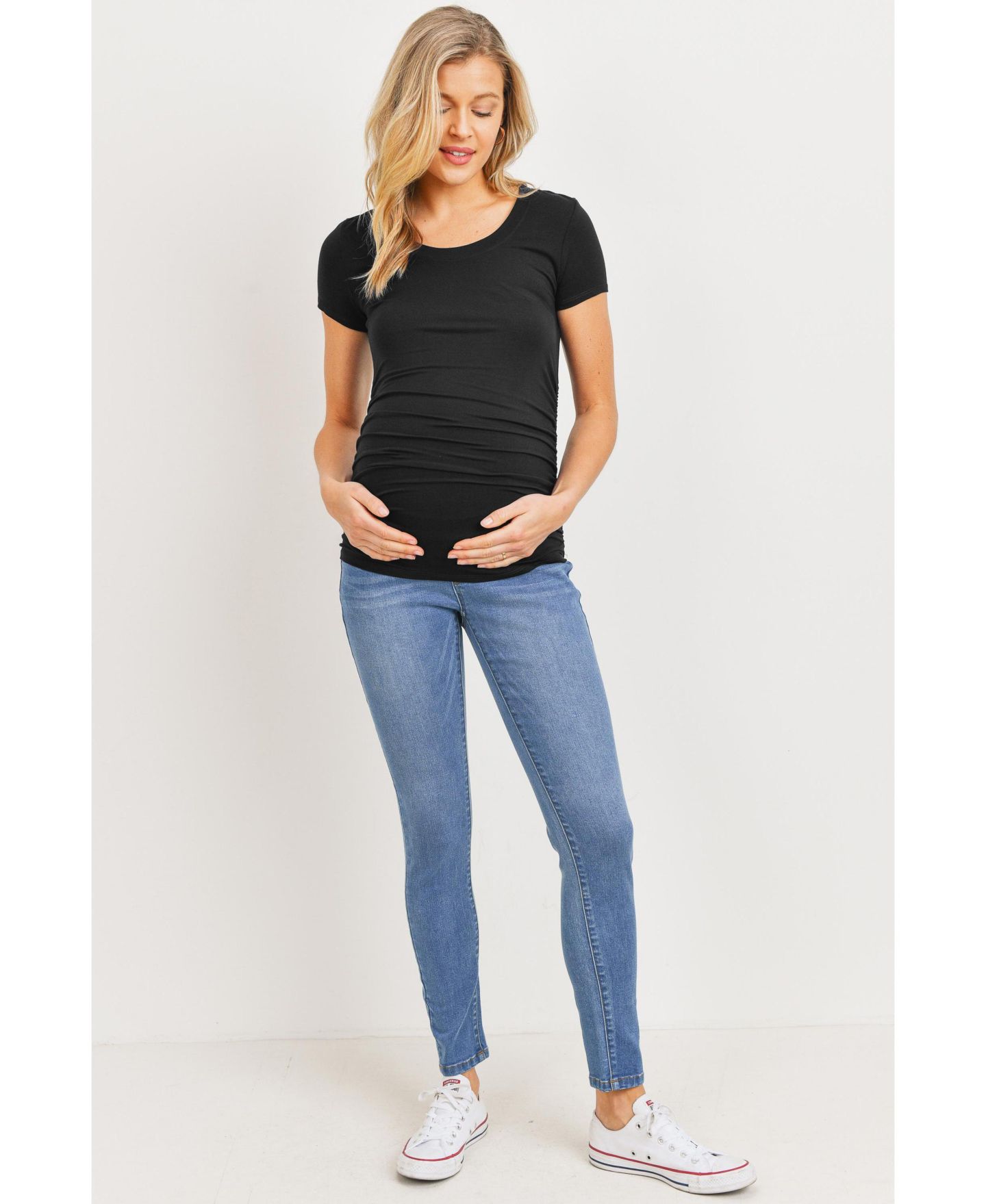 Женская футболка Hello Miz Maternity Side Ruched Short Sleeve T-Shirt Top, цвет: Чёрный — фото 3