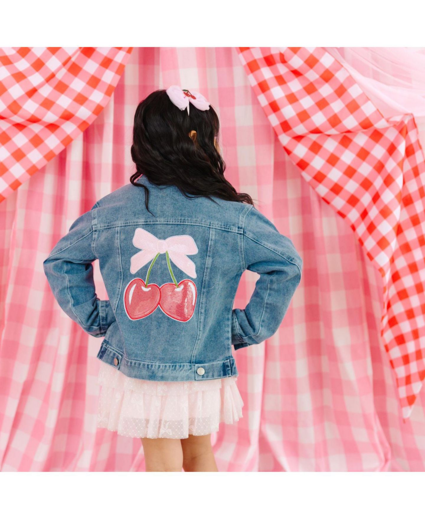 Куртка Sweet Wink Cherry Sequin Patch Denim для девочек-малышей — фото 3