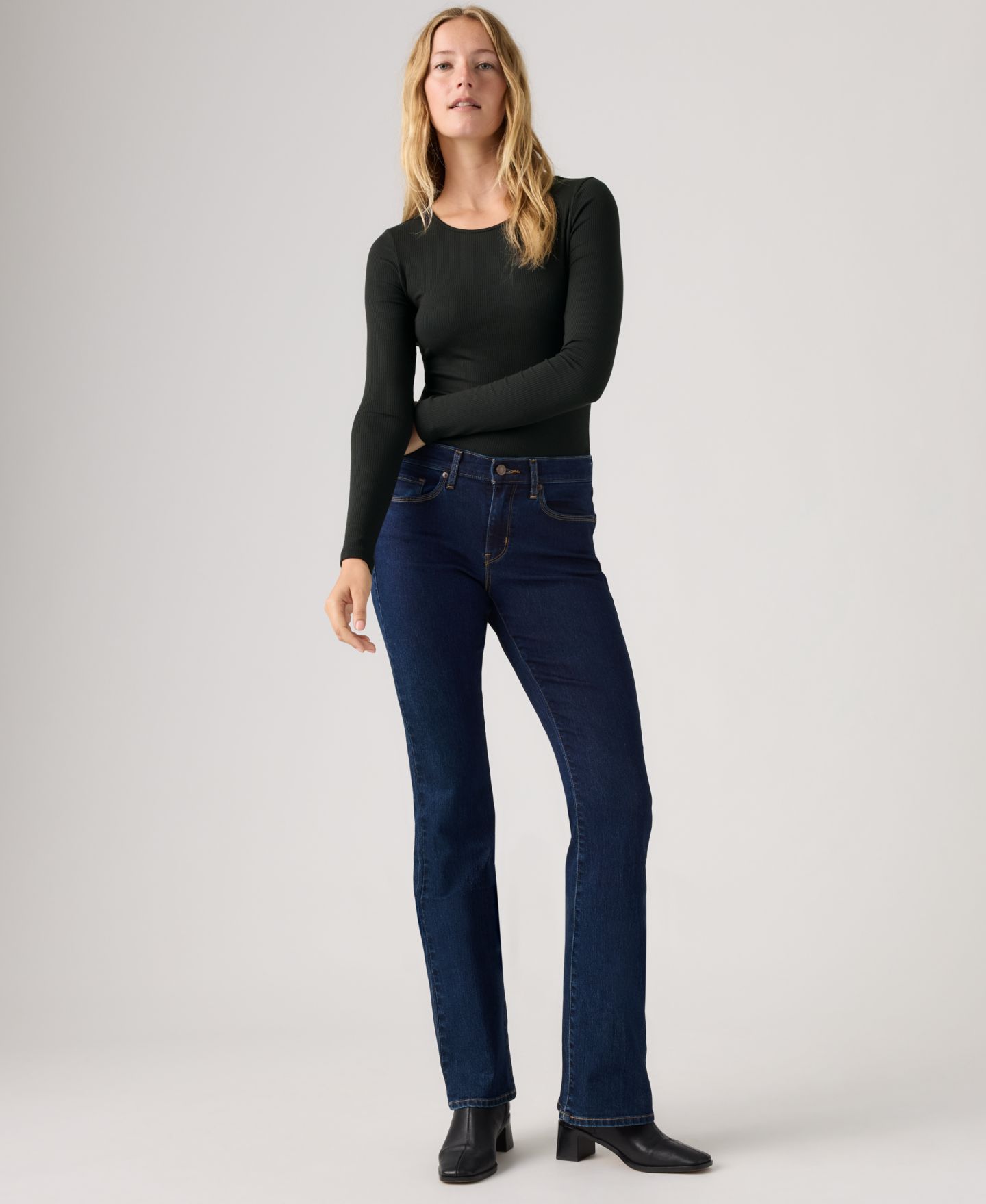 Женские джинсы Levi's Vintage Classic Bootcut, цвет: Outside The Screen — фото 2