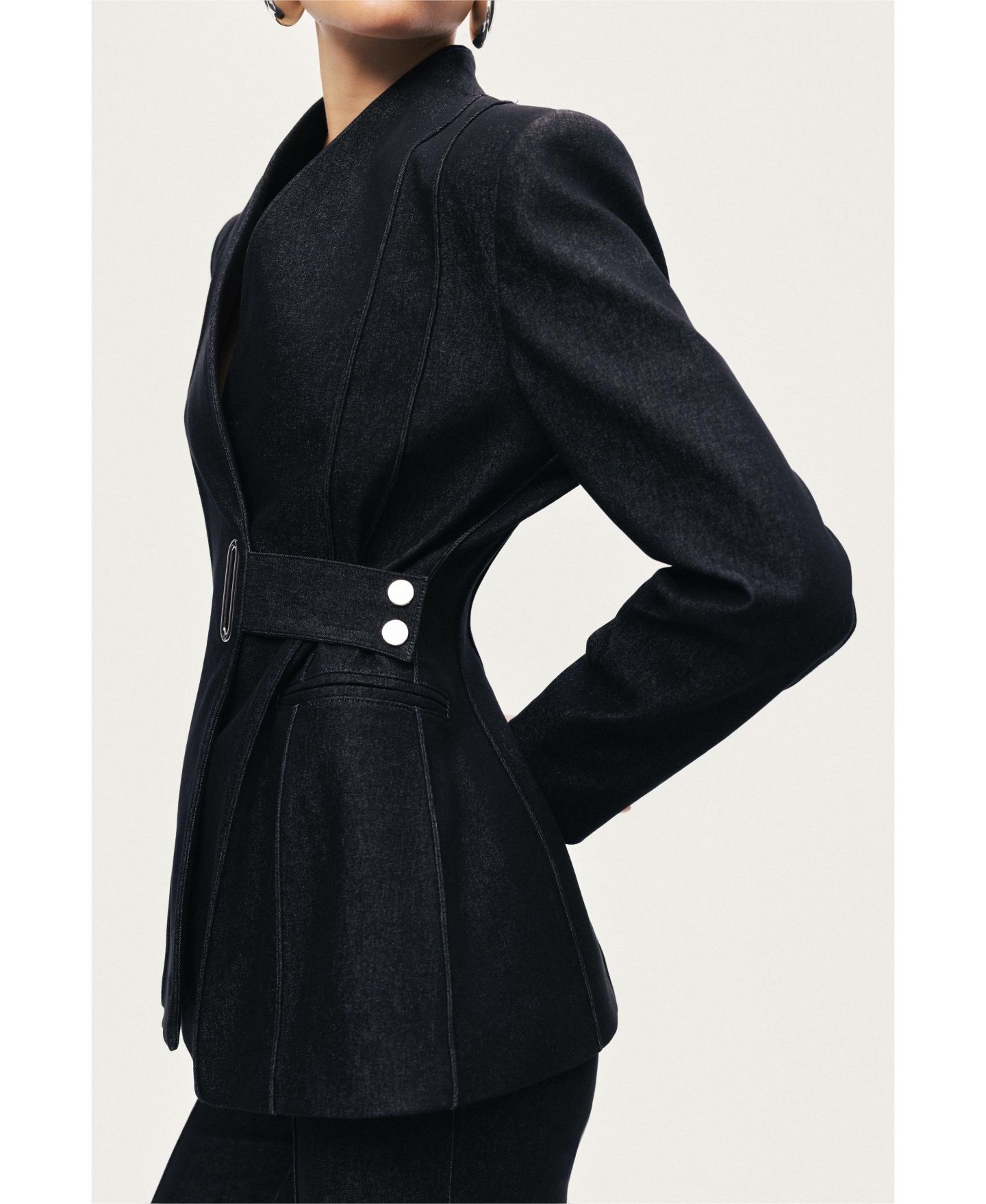 Женский пиджак NOCTURNE Sharply Tailored Belt Detailed Blazer — фото 4
