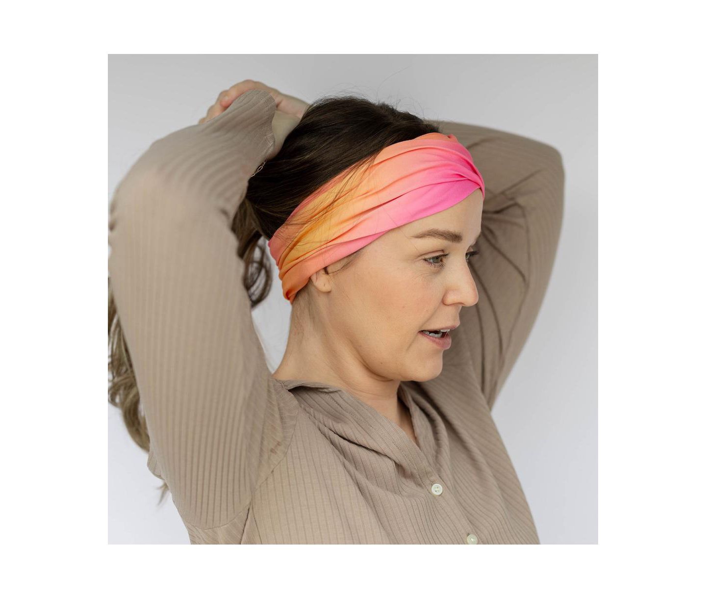 Женские аксессуары Headbands of Hope Limited Edition Luxe Tube Turban - Sunset Ombre, цвет: Розовый / Оранжевый — фото 8