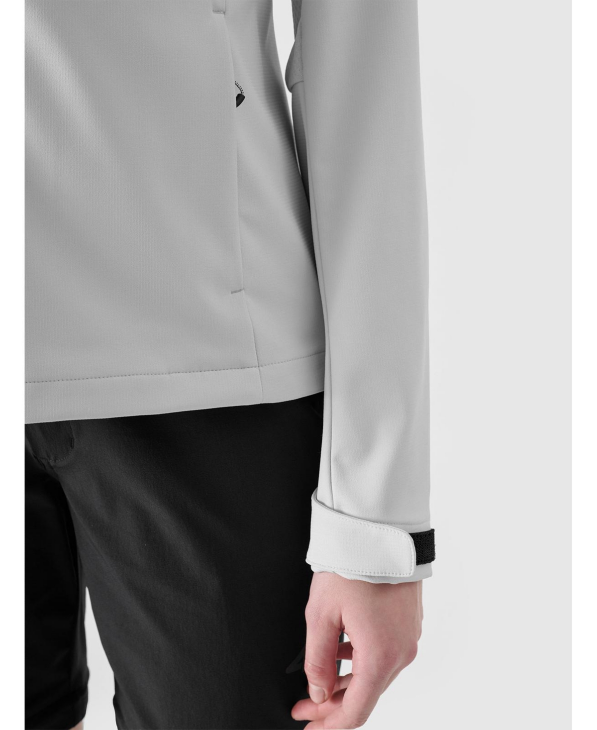 4F Women's Windproof Softshell Jacket