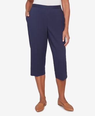 Petite Lady Liberty Heat-Set Side-Seam Pocket Capri Pants