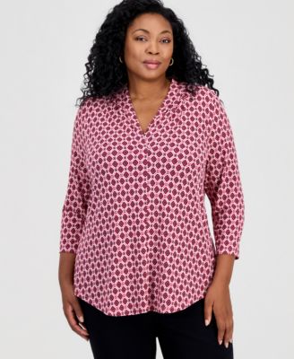 Plus Size Bazaar V-Neck 3/4-Sleeve Top