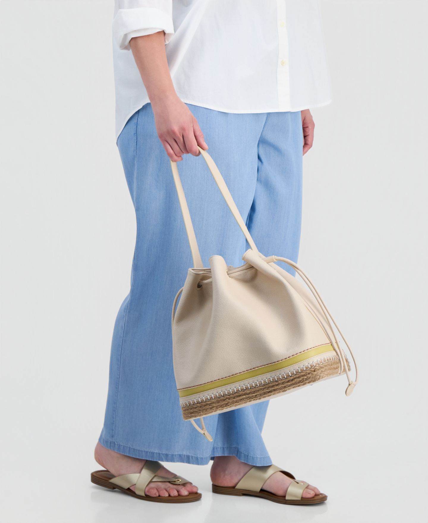 Женская сумка Style & Co Large Bottom Detail Drawstring Bucket, цвет: Алебастровый — фото 2
