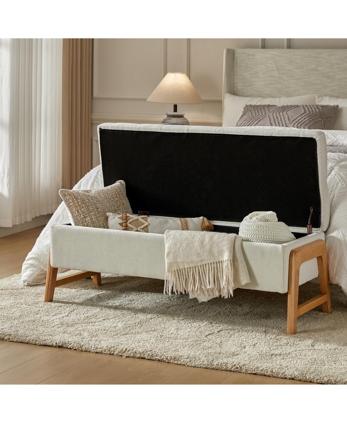 Hulala Home Mid-century Modern Lydia Storage Bench with Solid Wood Legs