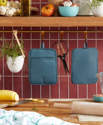 Ribbed Soft Silicone Pot Holder Set, 2 Piece