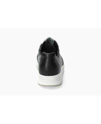 Women's Leather Walking Sneaker
