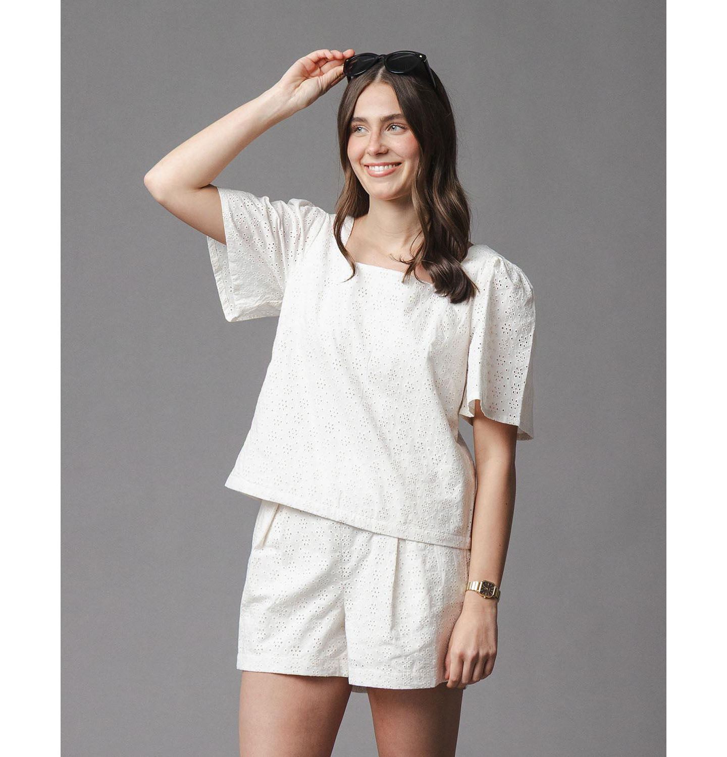 Женские шорты Hope & Henry Organic Eyelet Button Tab Short, цвет: Натуральный — фото 2