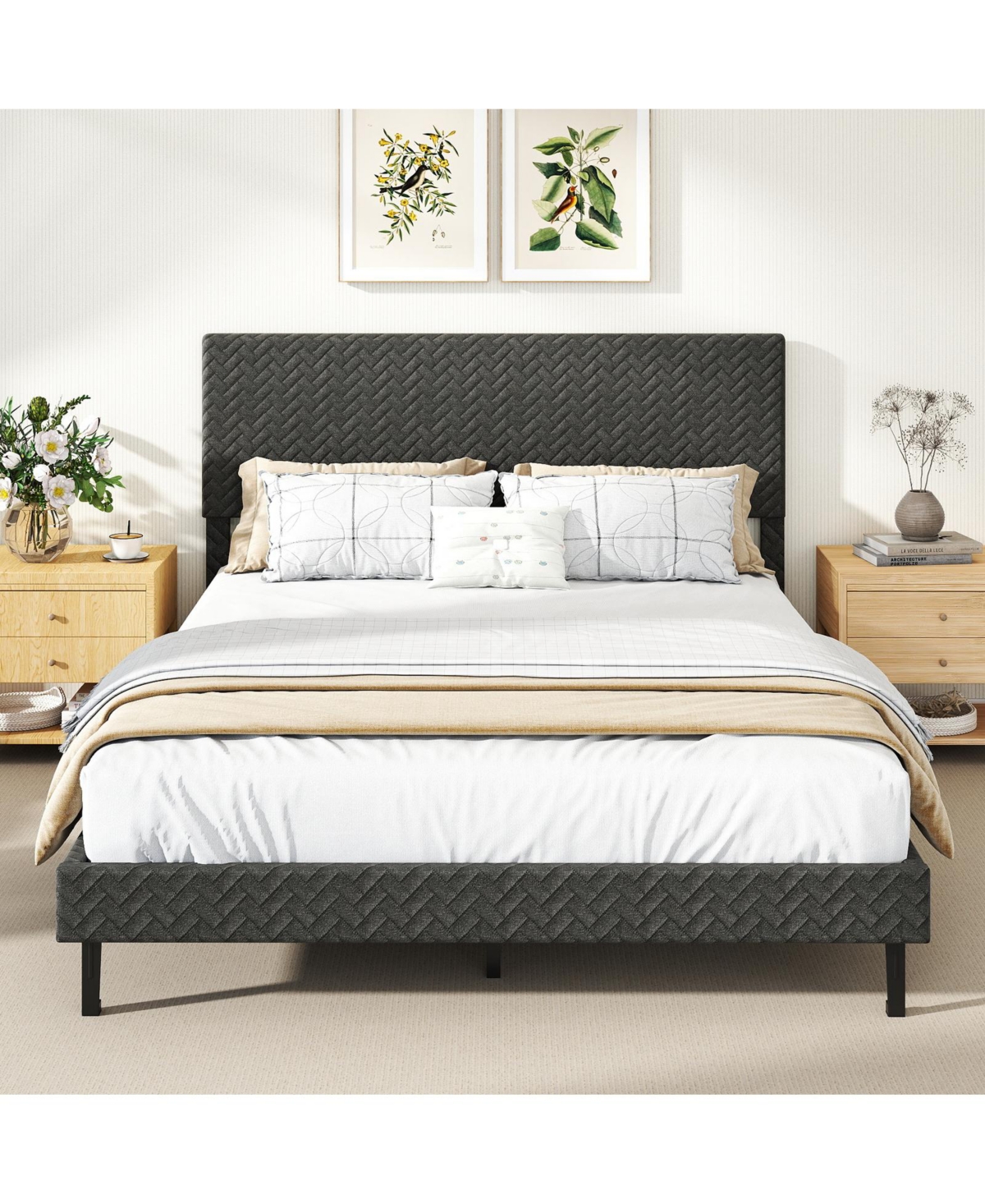 Slickblue Upholstered Velvet Platform Bed with Chevron Headboard
