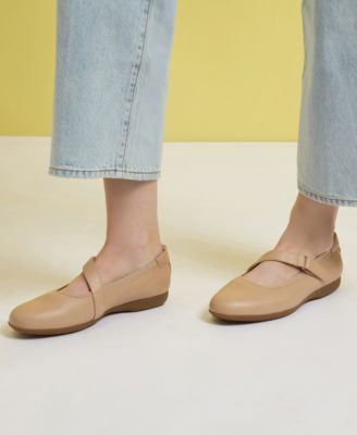 Women's Carwen Ballet Flats