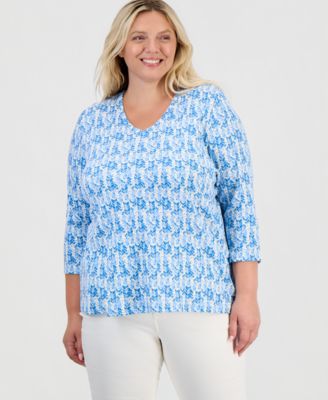 Plus Size Textured Arrow V-Neck 3/4-Sleeve Cotton-Blend Top