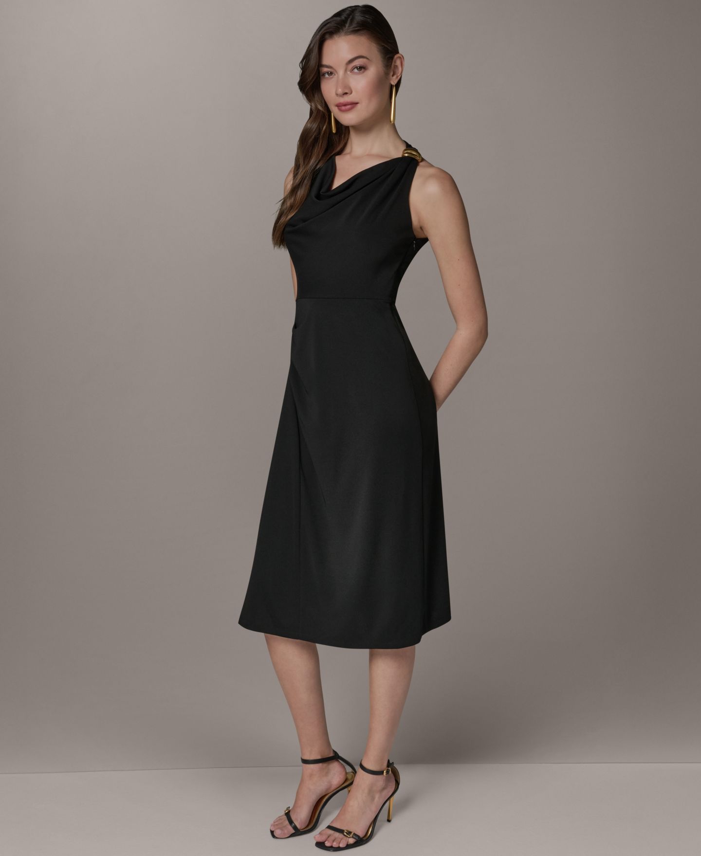 Женское платье Donna Karan New York Halter Cowl Neck Sheath Sleeveless Midi, цвет: Чёрный — фото 2