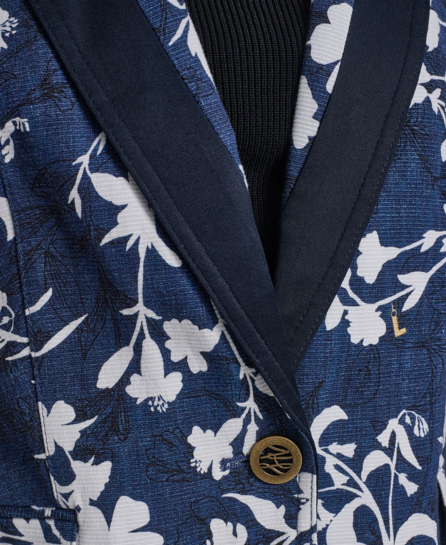Женский пиджак KARL LAGERFELD PARIS Contrasting Floral Print Burnout Collared Blazer, цвет: Тёмно-синий / Белый — фото 6