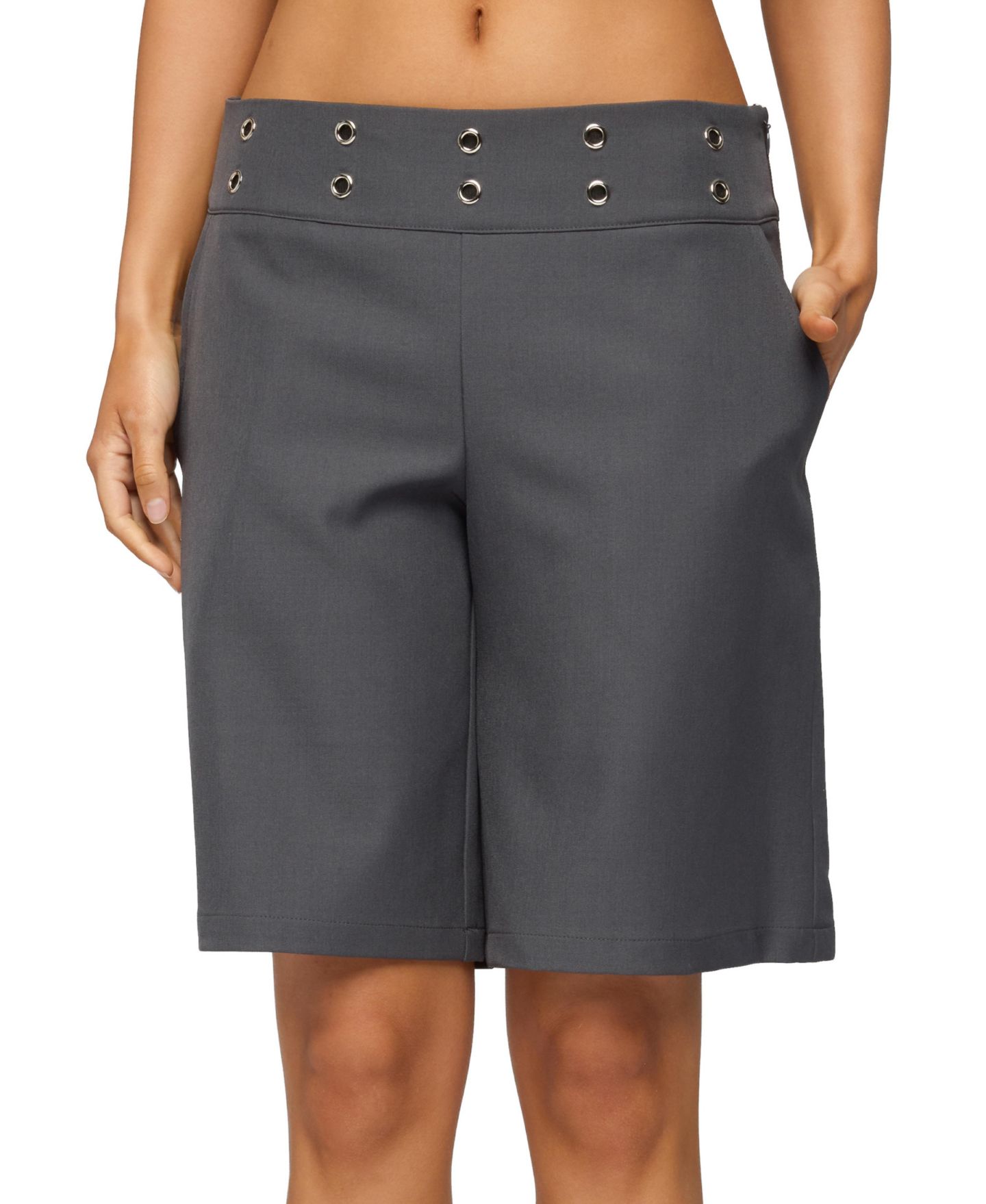 Женские шорты Edikted Grommet Low Rise Bermuda, цвет: Тёмный серый — фото 1