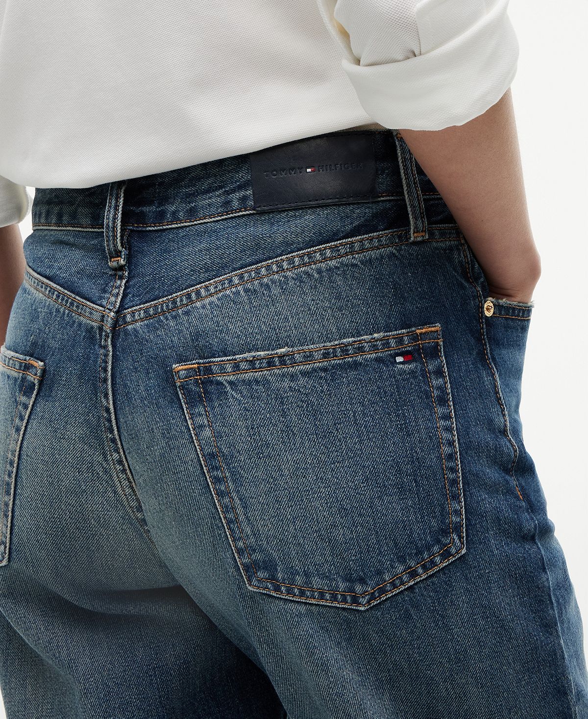 Tommy Hilfiger Women's Relaxed-Fit Straight-Leg Jeans view 3 — MAYCSS fashion products