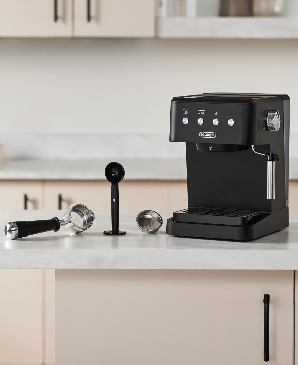 De'Longhi 2-Cup Classic Espresso Machine