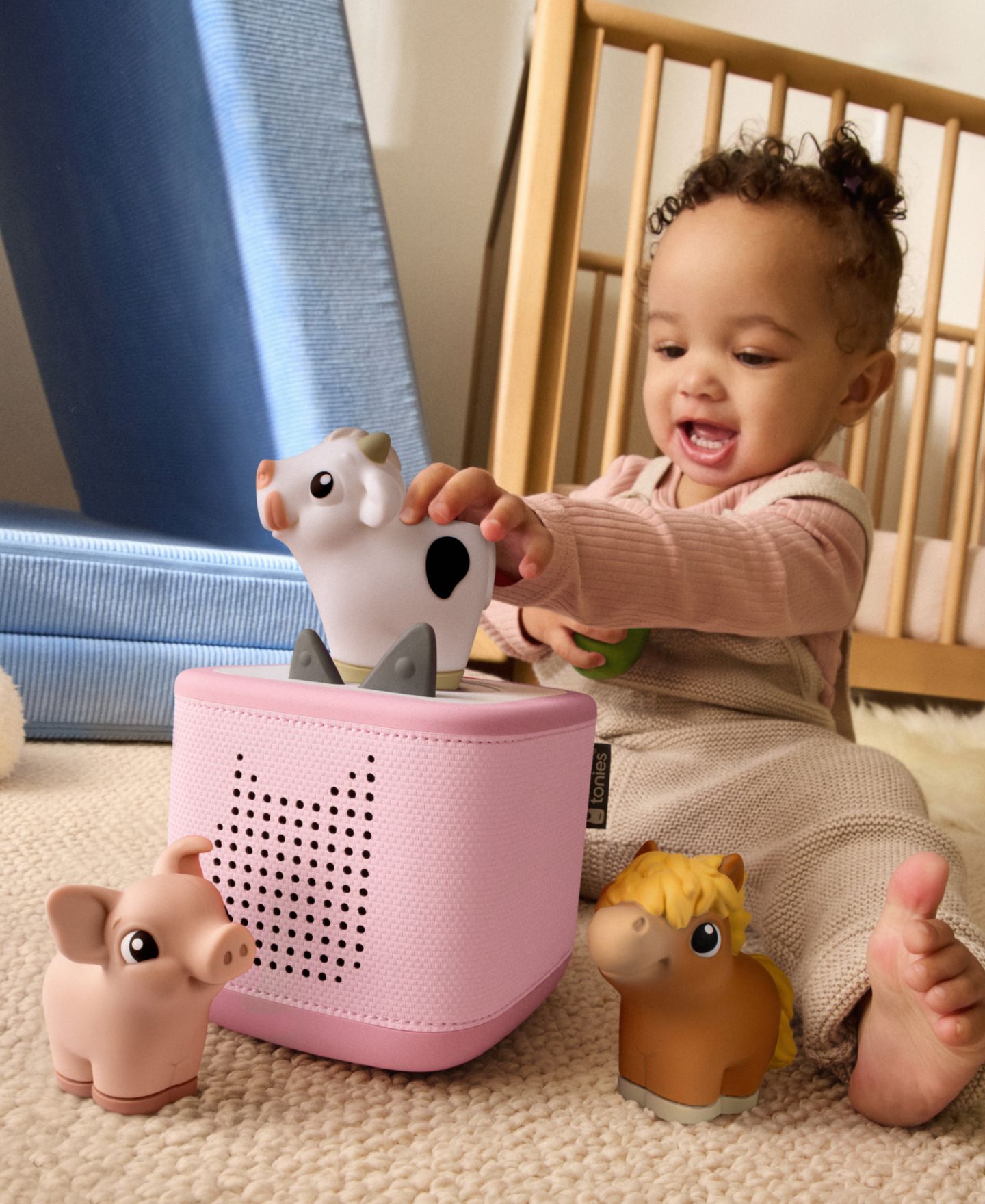 Детские игрушки Tonies Toniebox 2 My First Farm Set Starter Audio Player, Ages 1+ — фото 6