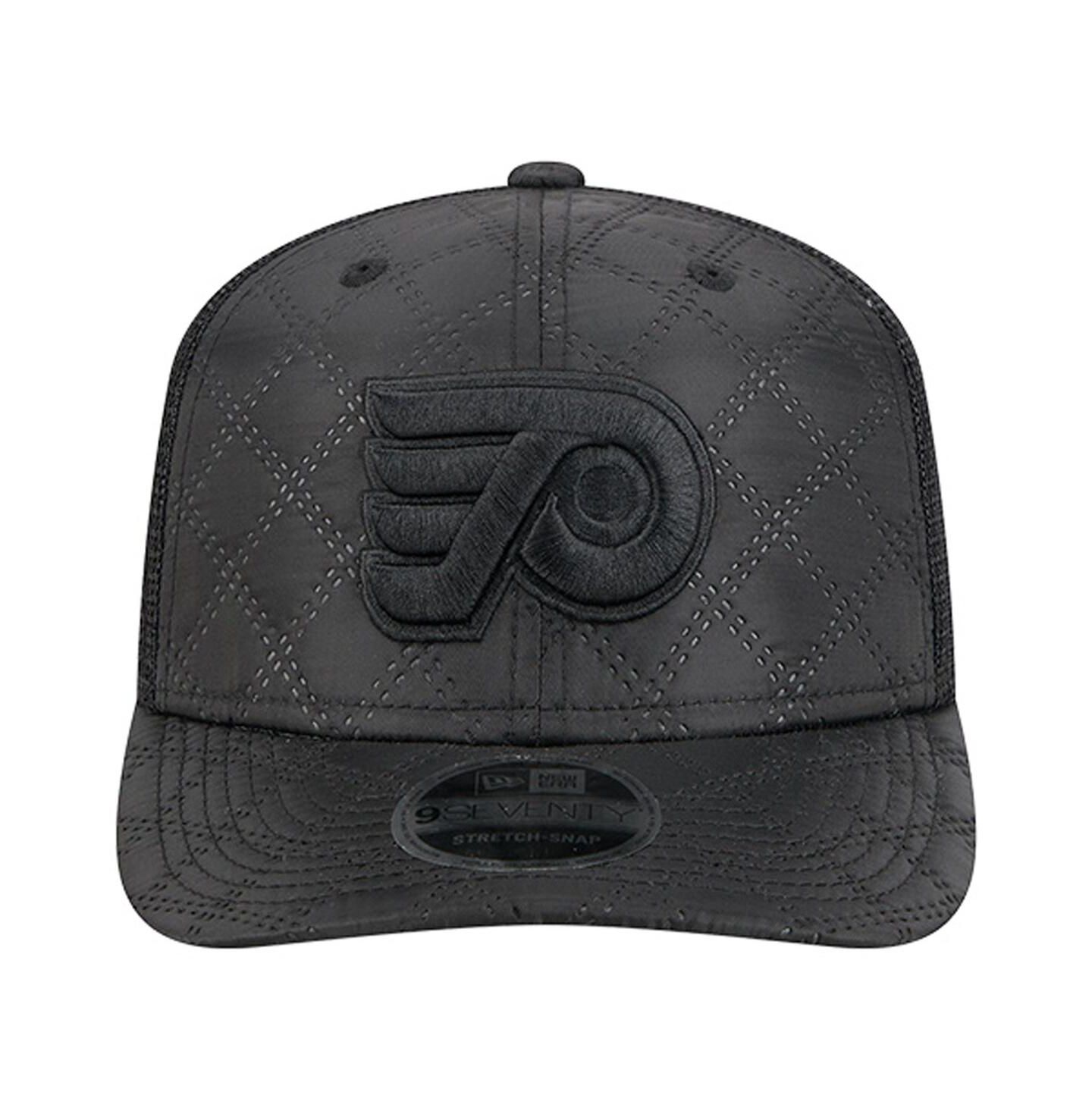 Мужская кепка New Era Black Philadelphia Flyers Quilted Nylon 9SEVENTY Adjustable Trucker Hat — фото 2