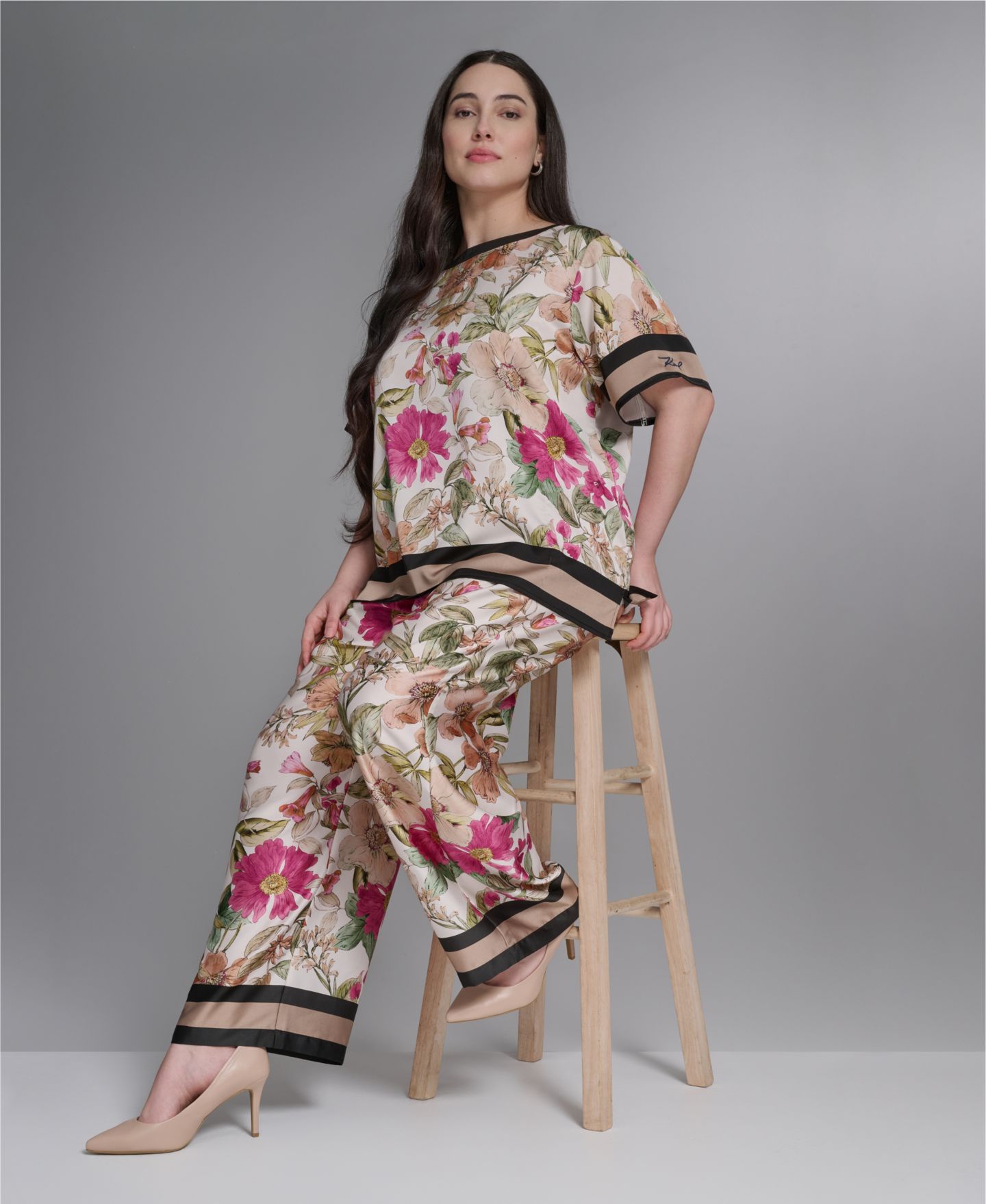 Женские брюки KARL LAGERFELD PARIS Plus Size High-Rise Floral Printed, цвет: Бисквитный / Пудровый комбинированный — фото 4