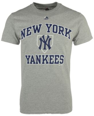 Majestic Men's New York Yankees Hit And Run T-shirt - Macy's