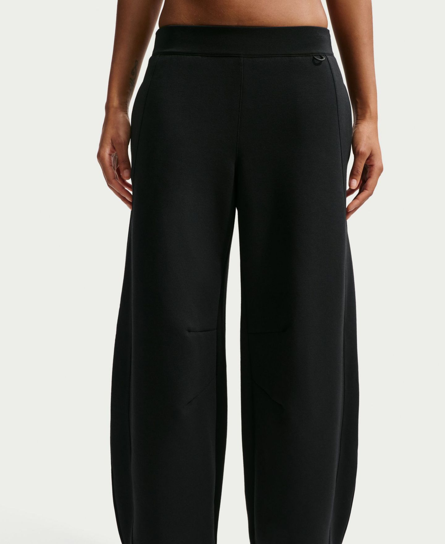 Женские брюки Nike 24.7 ImpossiblySoft High-Waisted Wide-Leg, цвет: Чёрный / Серый — фото 6