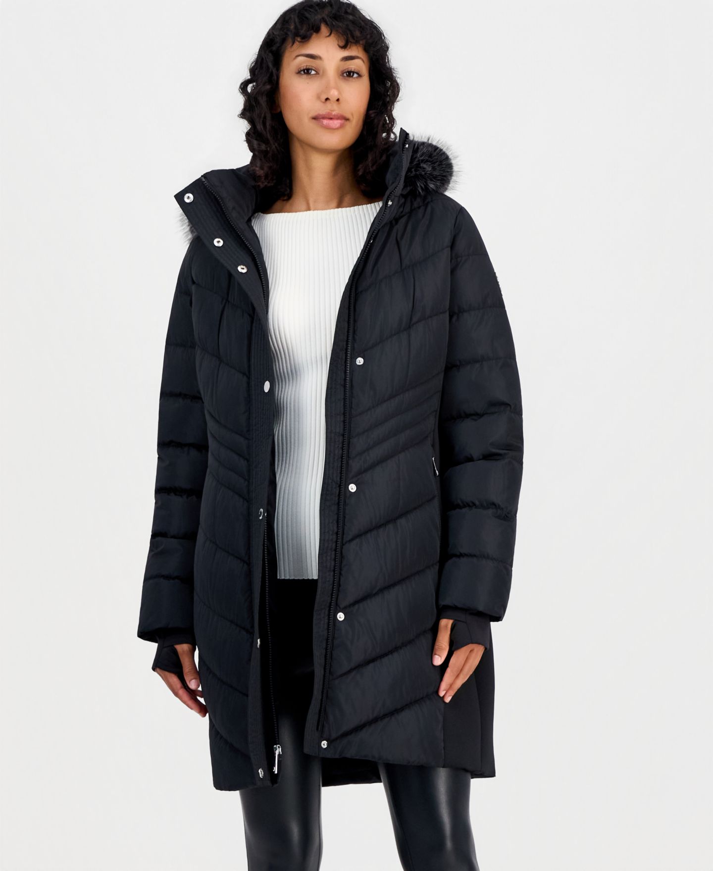 Женская куртка Michael Kors Hooded Faux-Fur Trim Puffer, цвет: Чёрный — фото 3