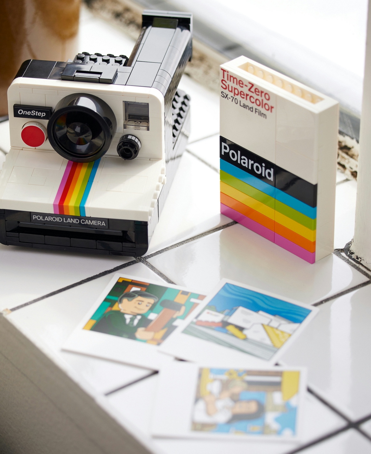 Lego Ideas: Polaroid OneStep Sx-70 Camera Toy 21345
