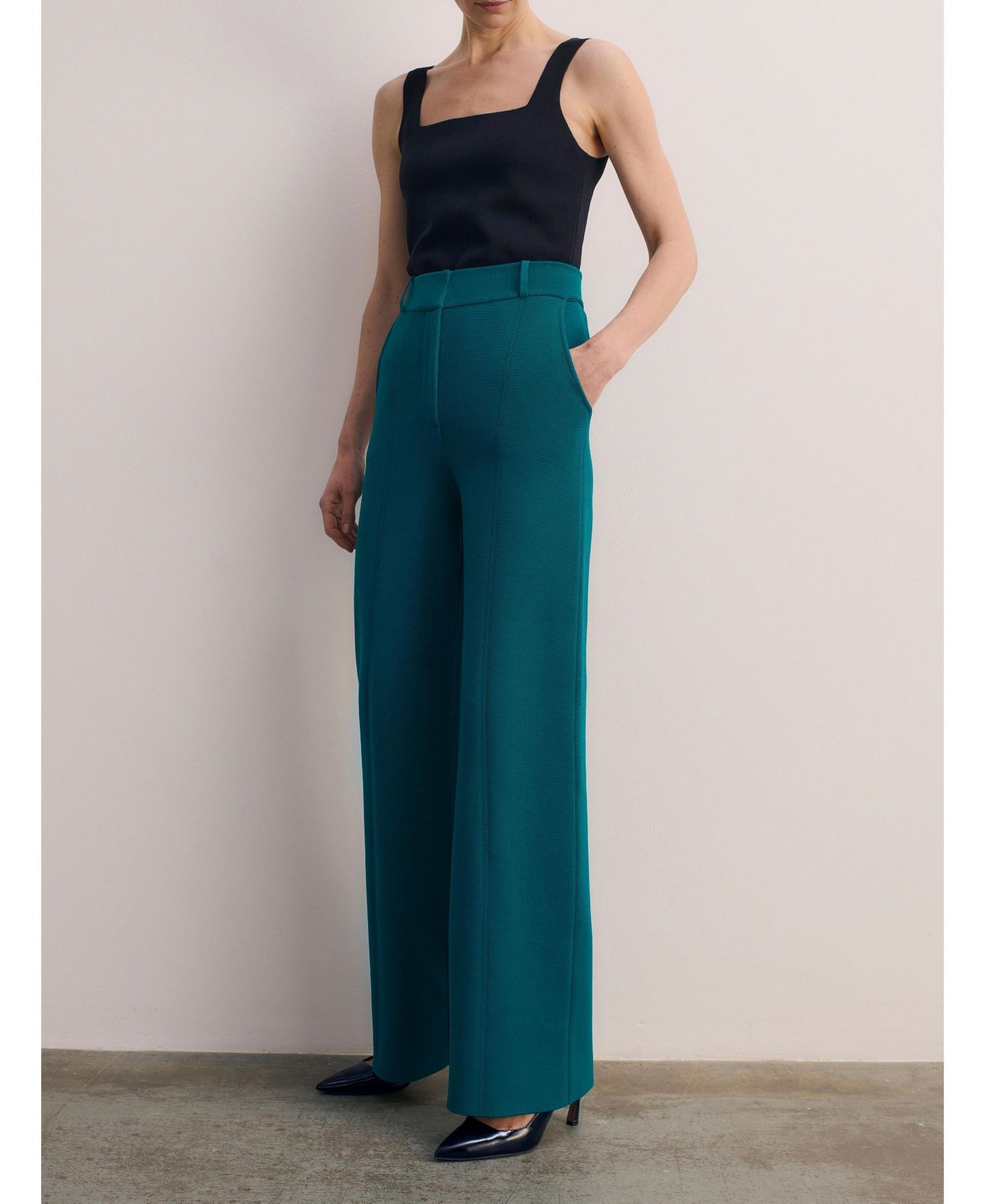 Женские брюки The Fold Liora Sculpt Knit, цвет: Синий — фото 6